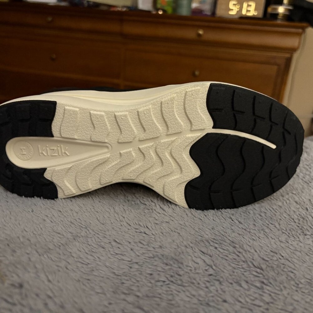Kizik Paris Women's Hands-Free sneakers.  NWOT - Picture 3 of 3